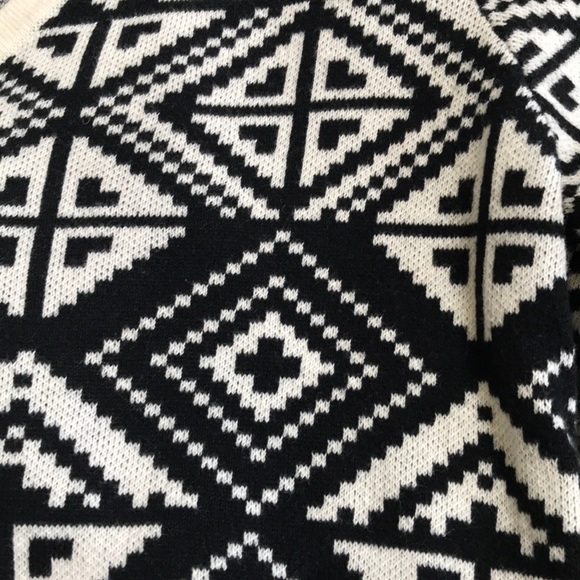 Geometric pattern sweater - Picture 4 of 6